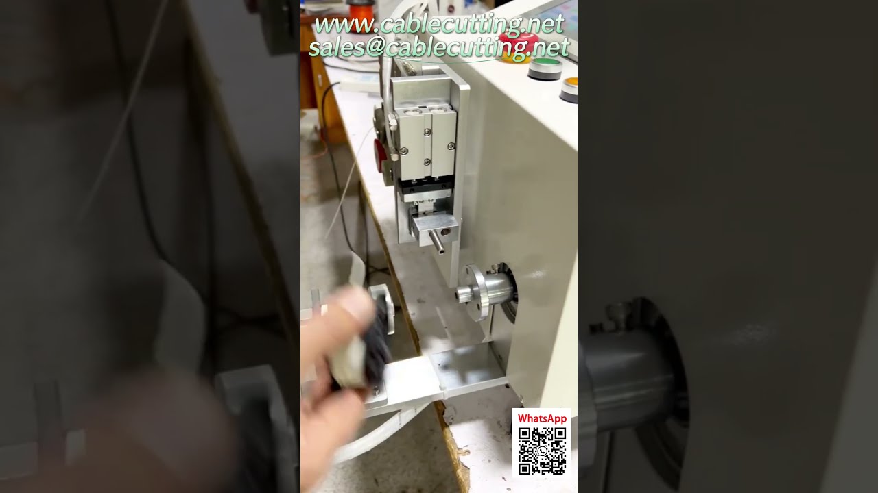Automatikus mérő-tekerő gép kábeltekercseléshez és szalagozáshoz