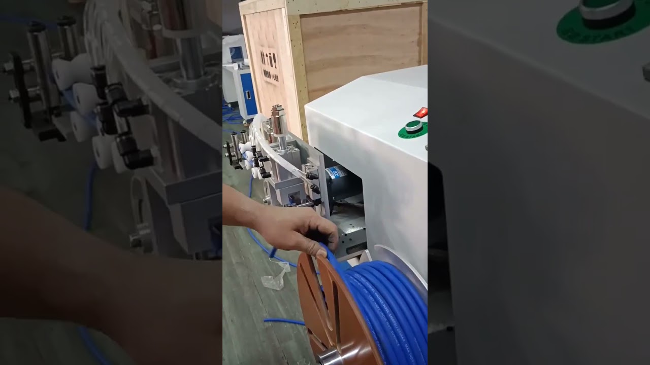 Automatikus gumitömlő mérő, számláló, vágó és tekercselő gép – Precíz mérés a gyárban #gyár