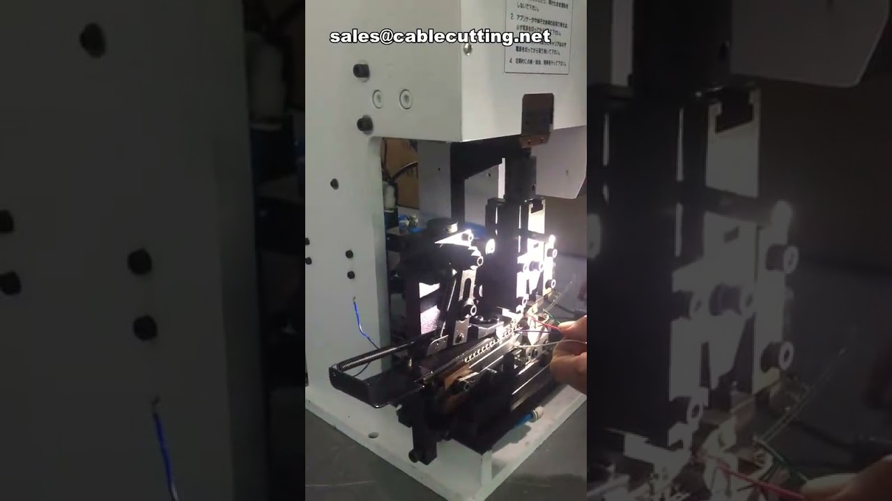 Semi-Automatic Wire Cutting Stripping Crimping Machine with Striper