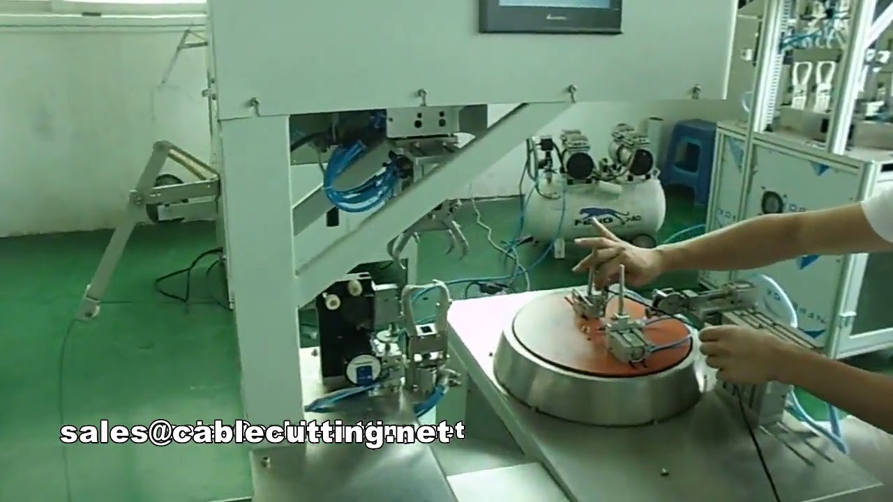 8-as alakú kábeltekercselő és kötöző automata gép