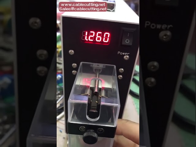 Automatikus elektromos pneumatikus kábelhámozó és vágógép (0,03–4 mm)